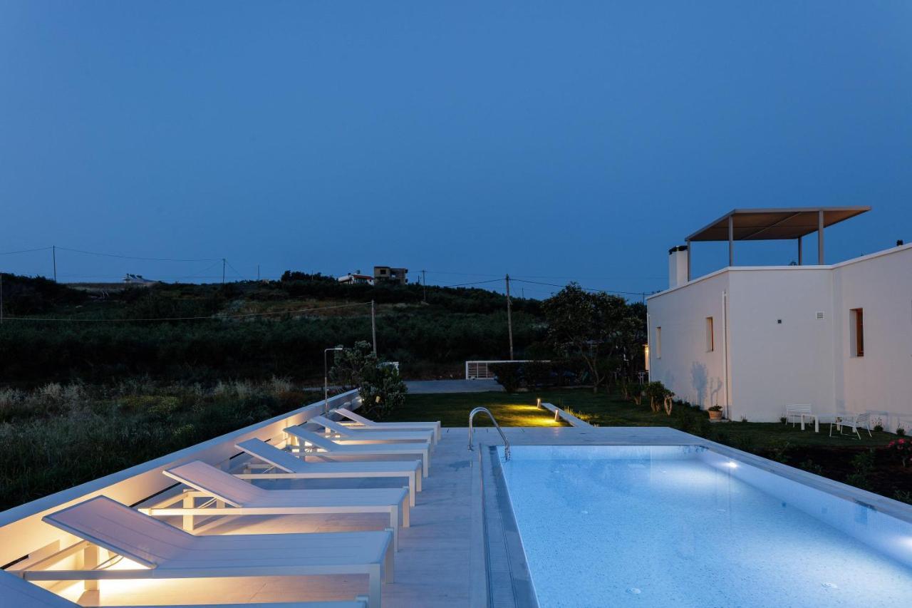 Mikro Livadi Special Lodges - Has An Eco Salt Water Pool - 150M From The Beach Episkopi-Chania Exterior foto
