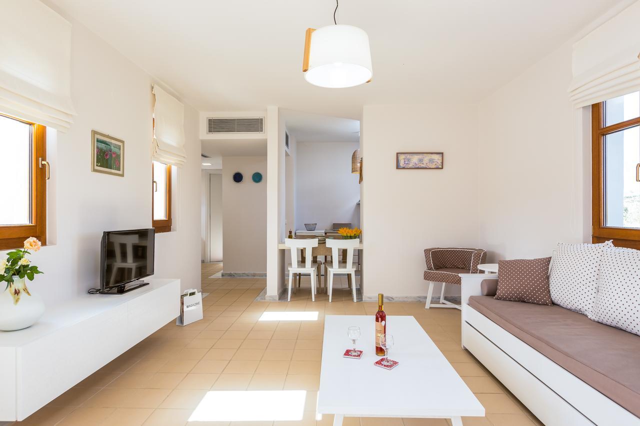 Mikro Livadi Special Lodges - Has An Eco Salt Water Pool - 150M From The Beach Episkopi-Chania Exterior foto