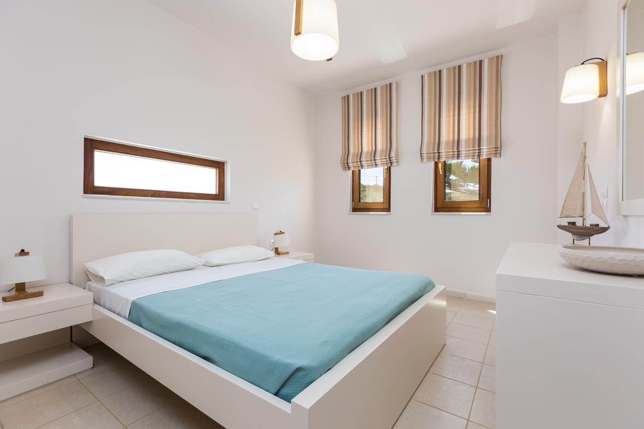 Mikro Livadi Special Lodges - Has An Eco Salt Water Pool - 150M From The Beach Episkopi-Chania Exterior foto